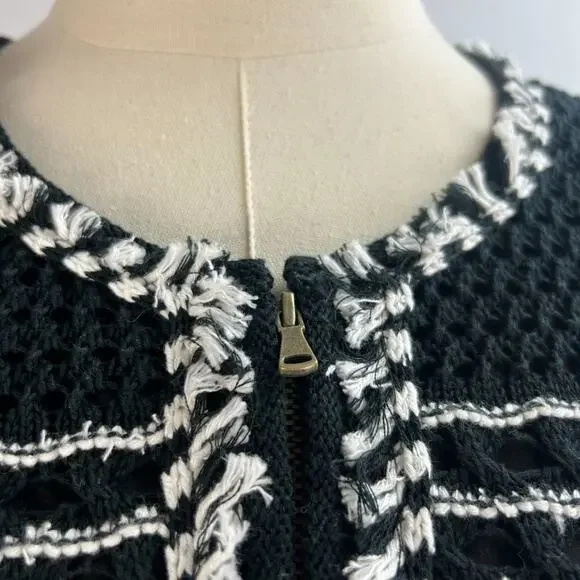 NWT Ann Taylor Black & White Fringe Sweater Zip Jacket Sz M - Picture 2 of 5